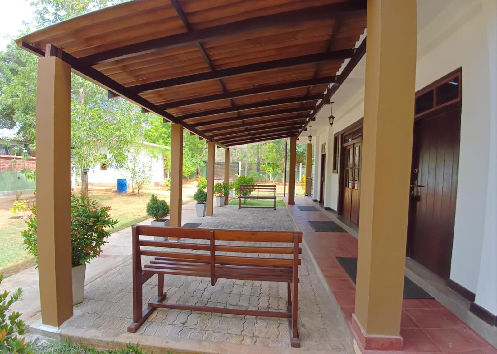 Forest Edge Villa Anuradhapura Exterior foto